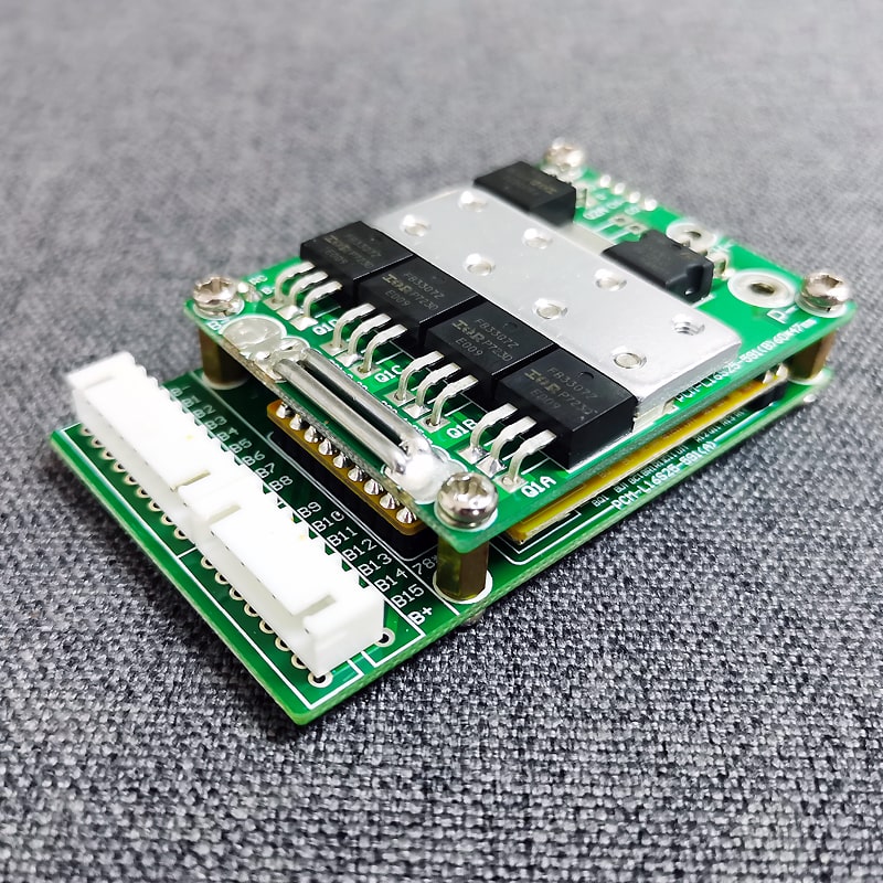 6s-16s C: 10A D: 30A PCM BMS para 57.6V 59.2V Li-ion/Litio/ Li-Polymer 48V 51.2V LiFePO4 Tamaño del paquete de baterías L81*W47*T18mm (PCM-L16S25-591)