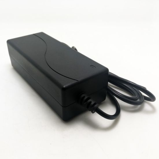 Venta directa de fábrica 42V 0.5A 30W Cargador para 10S 36V 37V Li-Ion / Lition Polymer Battery