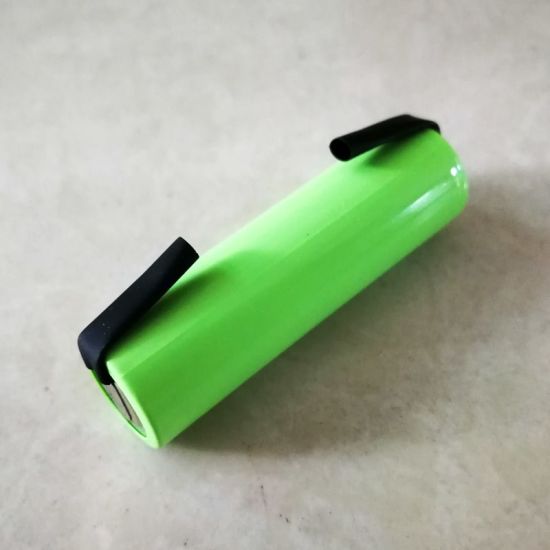 Batería recargable de 1.2V AA NiMH con orejetas de soldadura (2400mAH)