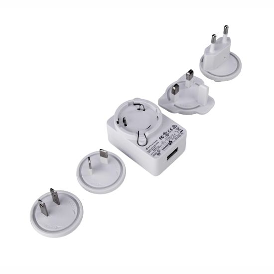Nuevos productos Adaptador de enchufe intercambiable EU / US / UK / AU / CN Estándar 9V 1A 12W Fuente de alimentación